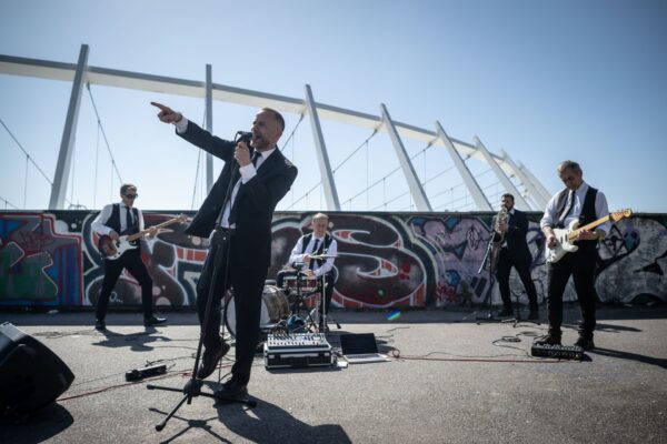 Bez ladu a skladu, Michael Kocáb and Karpatské chrbáty Head Out on Tour to Ukraine